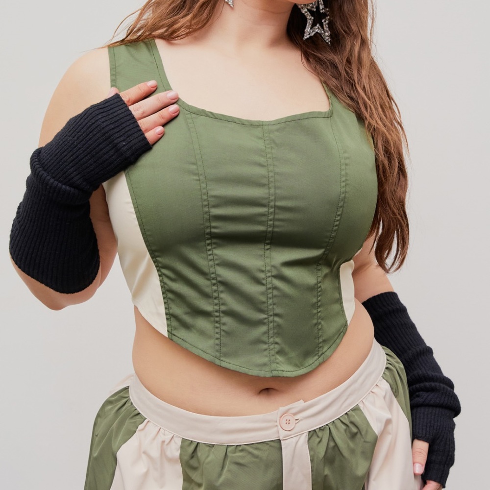 Cider Crop Top Large NWT